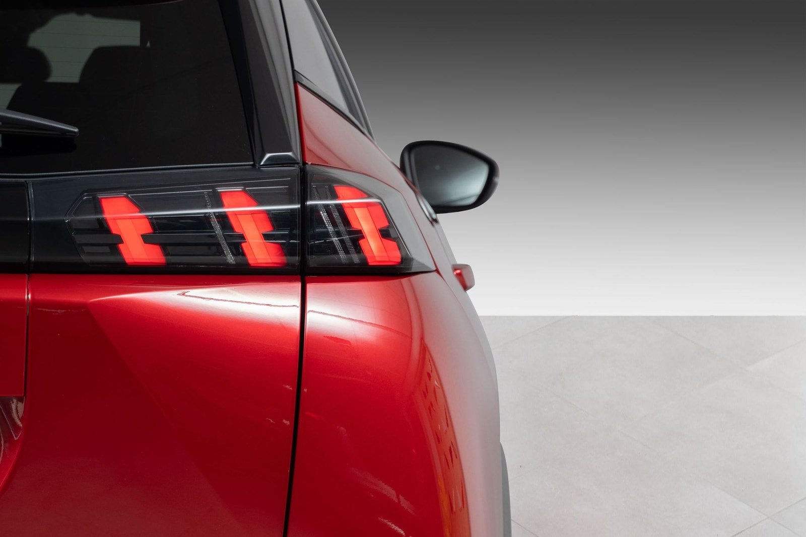 Peugeot e-2008, 136hp, 2020
