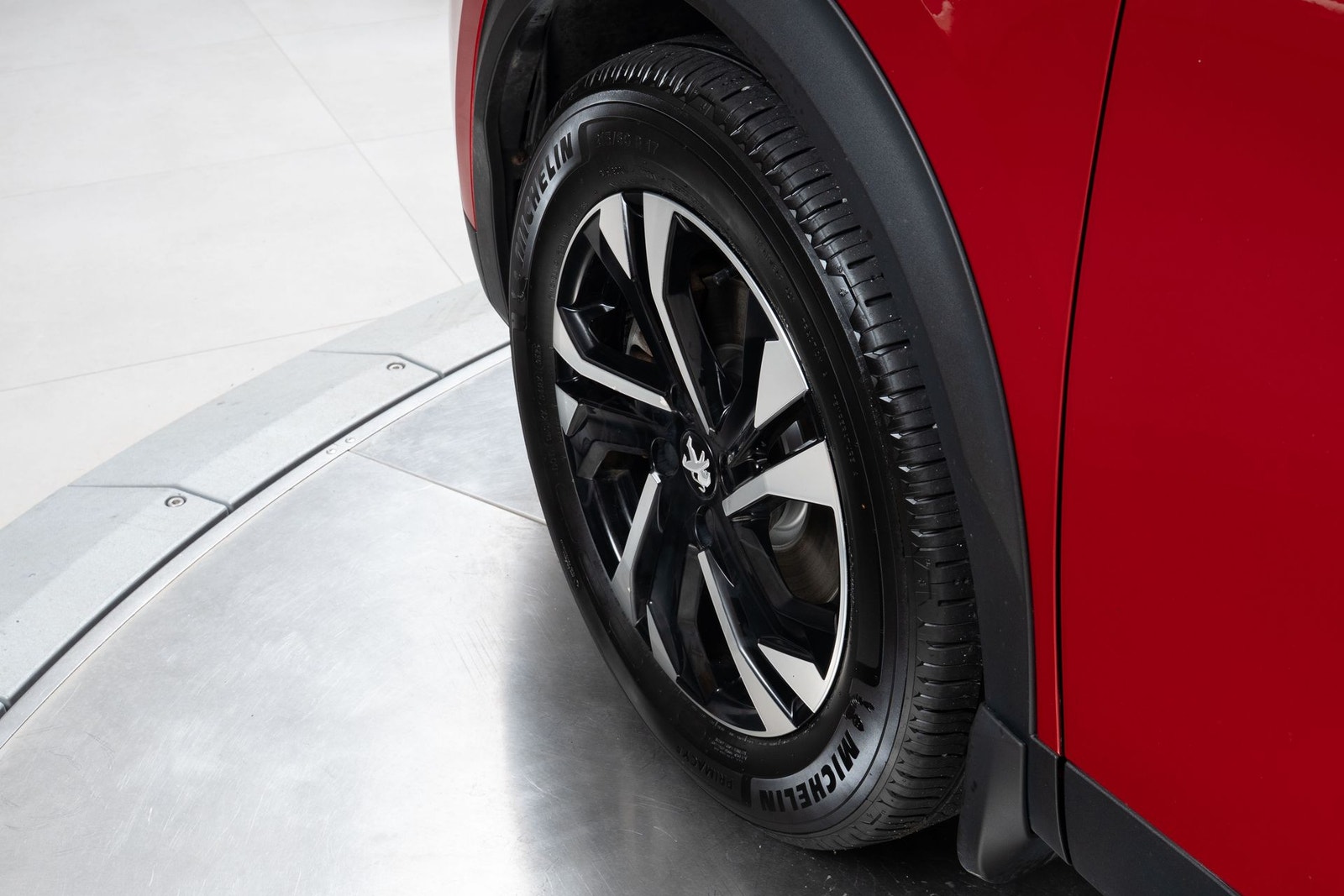 Peugeot e-2008, 136hp, 2020