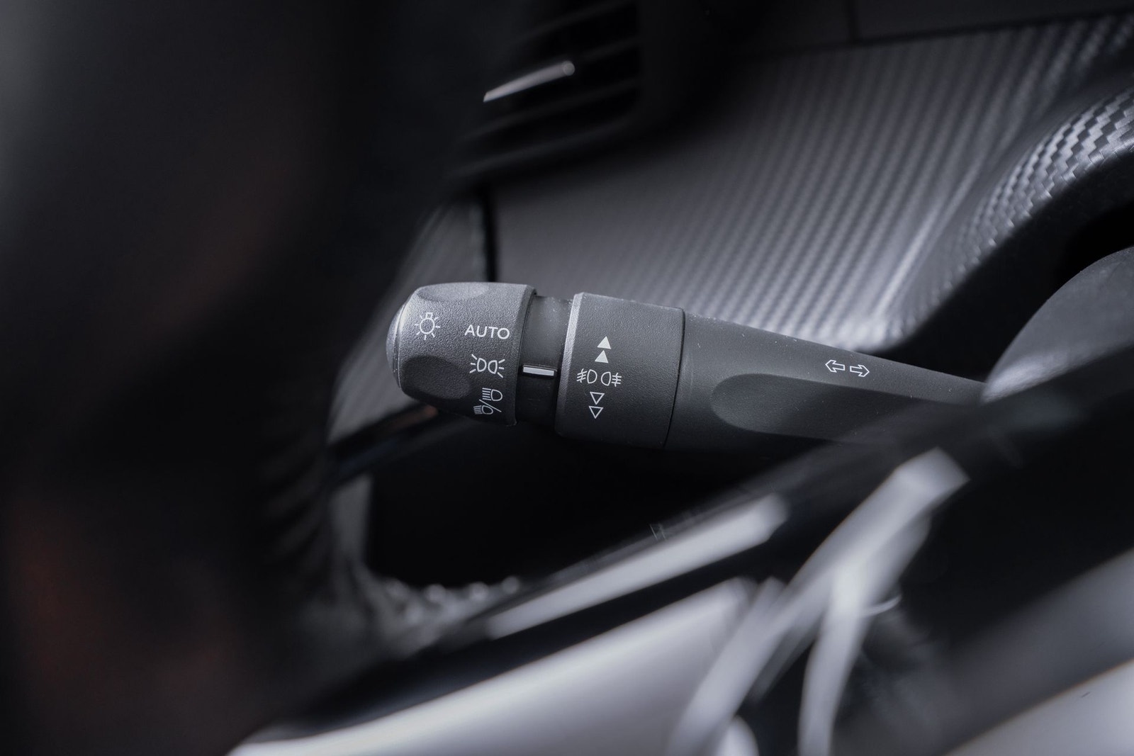 Peugeot e-2008, 136hp, 2020
