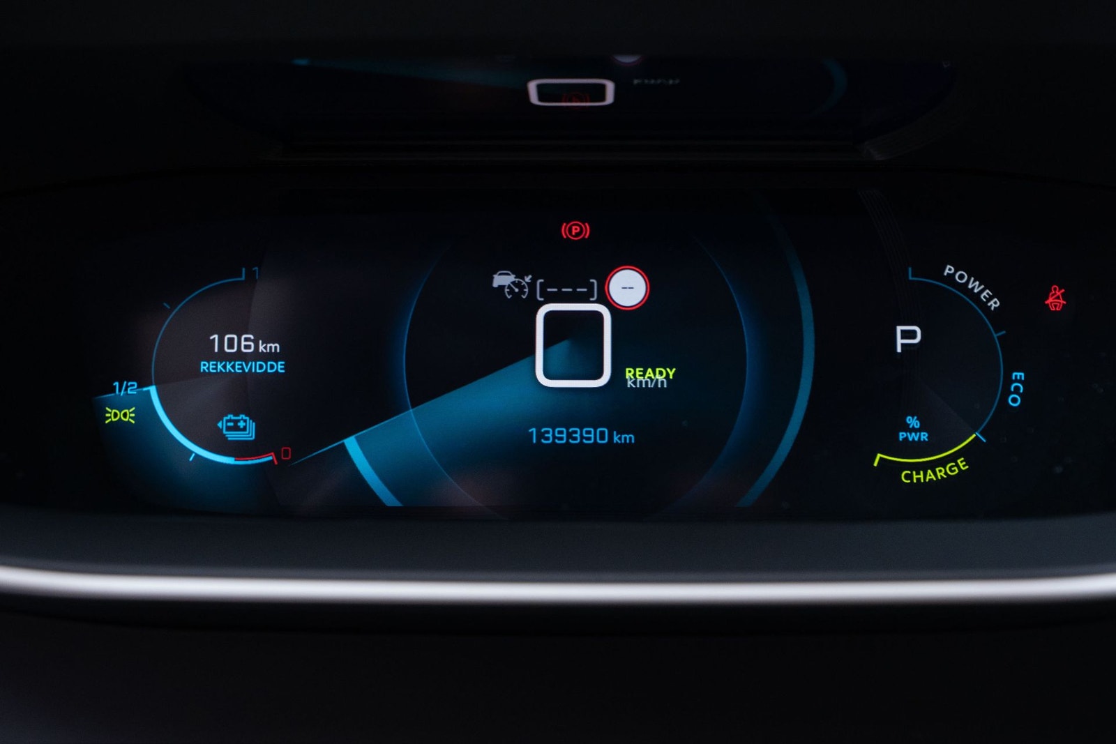 Peugeot e-2008, 136hp, 2020