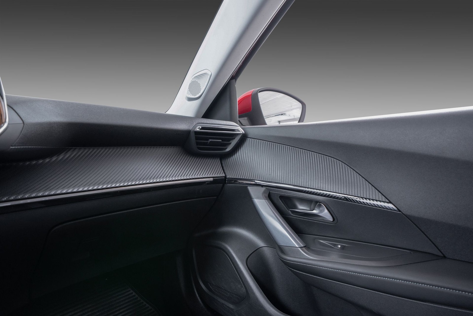 Peugeot e-2008, 136hp, 2020