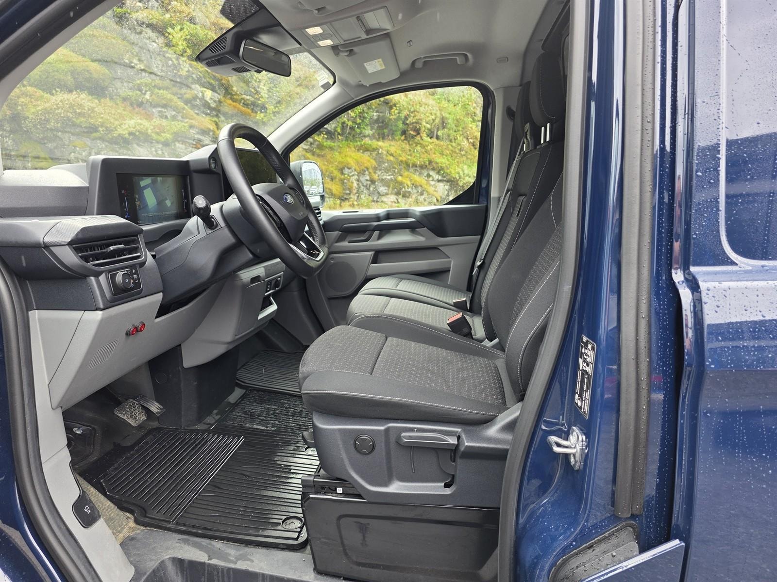 Ford Transit Custom 320 2.0 EcoBlue AWD SelectShift, 8-trins, 170ps, 2025