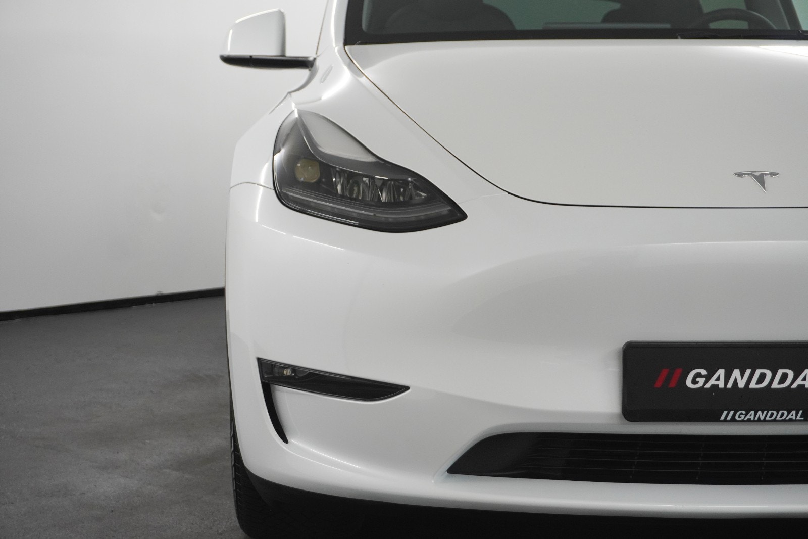 Tesla Model Y Long Range AWD, 514ps, 2024