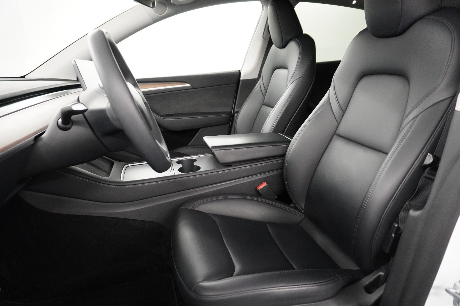 Tesla Model Y Long Range AWD, 514ps, 2024