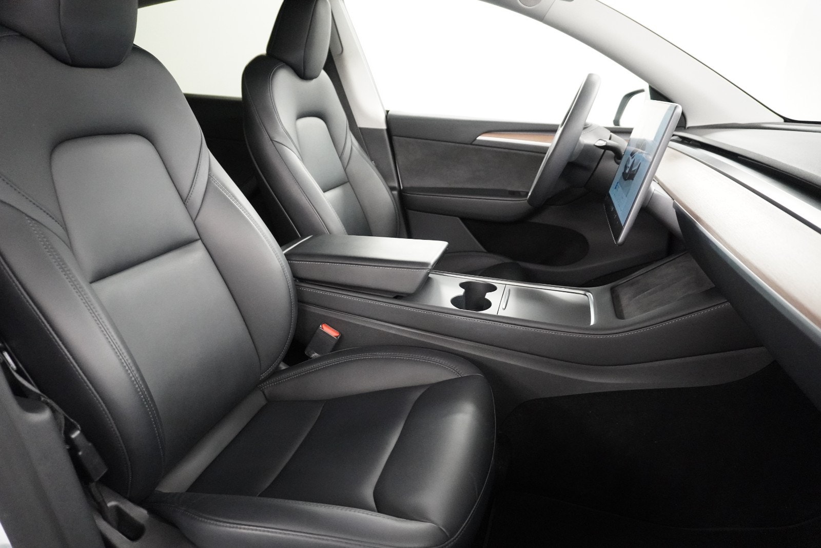 Tesla Model Y Long Range AWD, 514ps, 2024