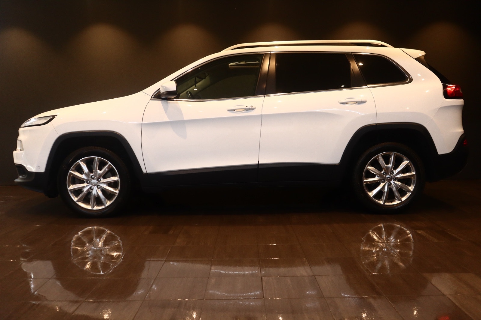 Jeep Cherokee 2.0 CRD 4WD Automatic, 9-trins, 170ps, 2015