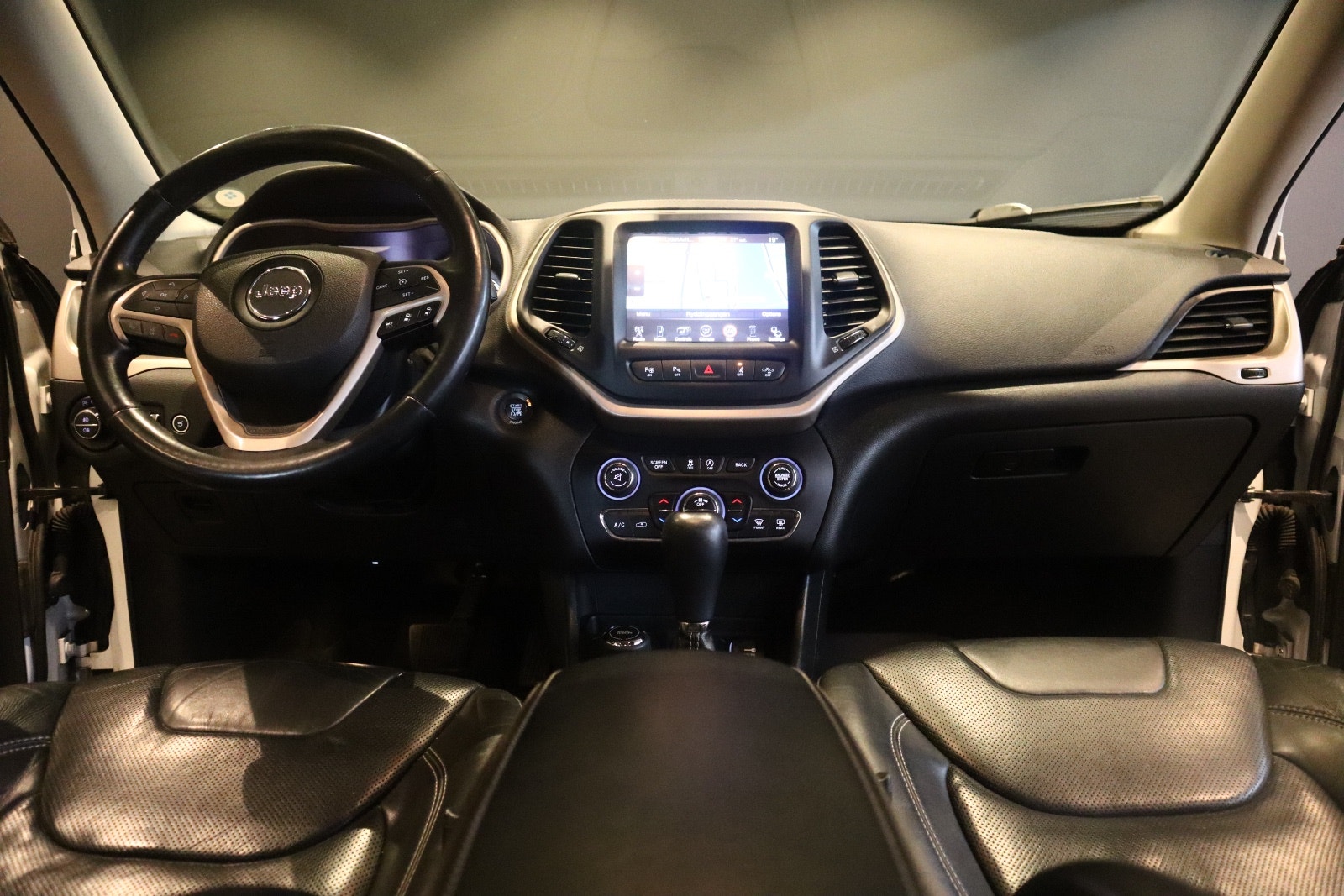 Jeep Cherokee 2.0 CRD 4WD Automatic, 9-trins, 170ps, 2015