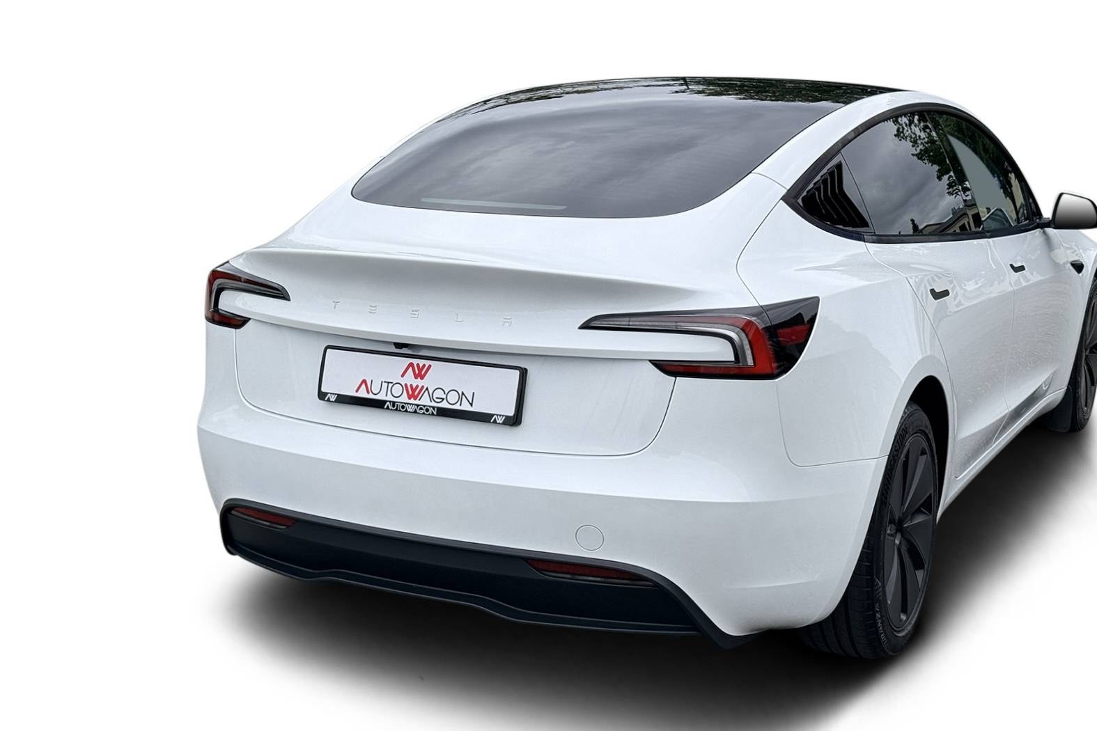 Tesla Model 3 Standard Range, 283hp, 2024