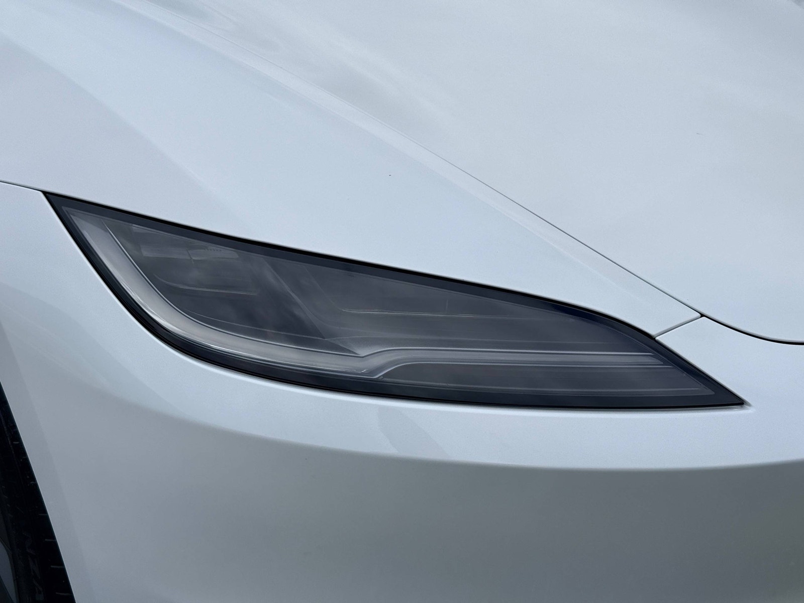 Tesla Model 3 Standard Range, 283hp, 2024