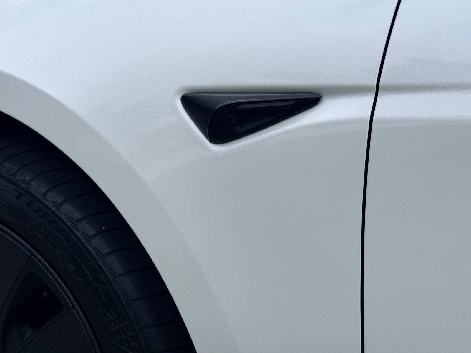 Tesla Model 3 Standard Range, 283hp, 2024