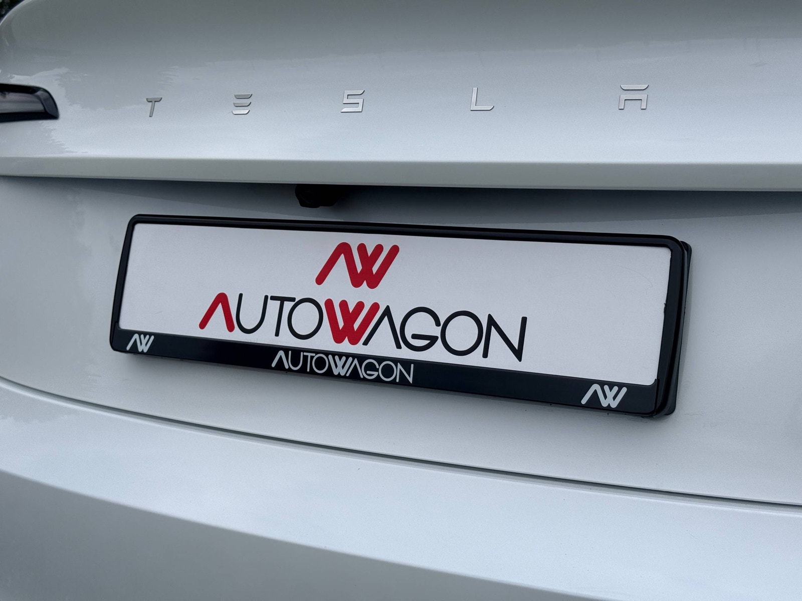 Tesla Model 3 Standard Range, 283hp, 2024