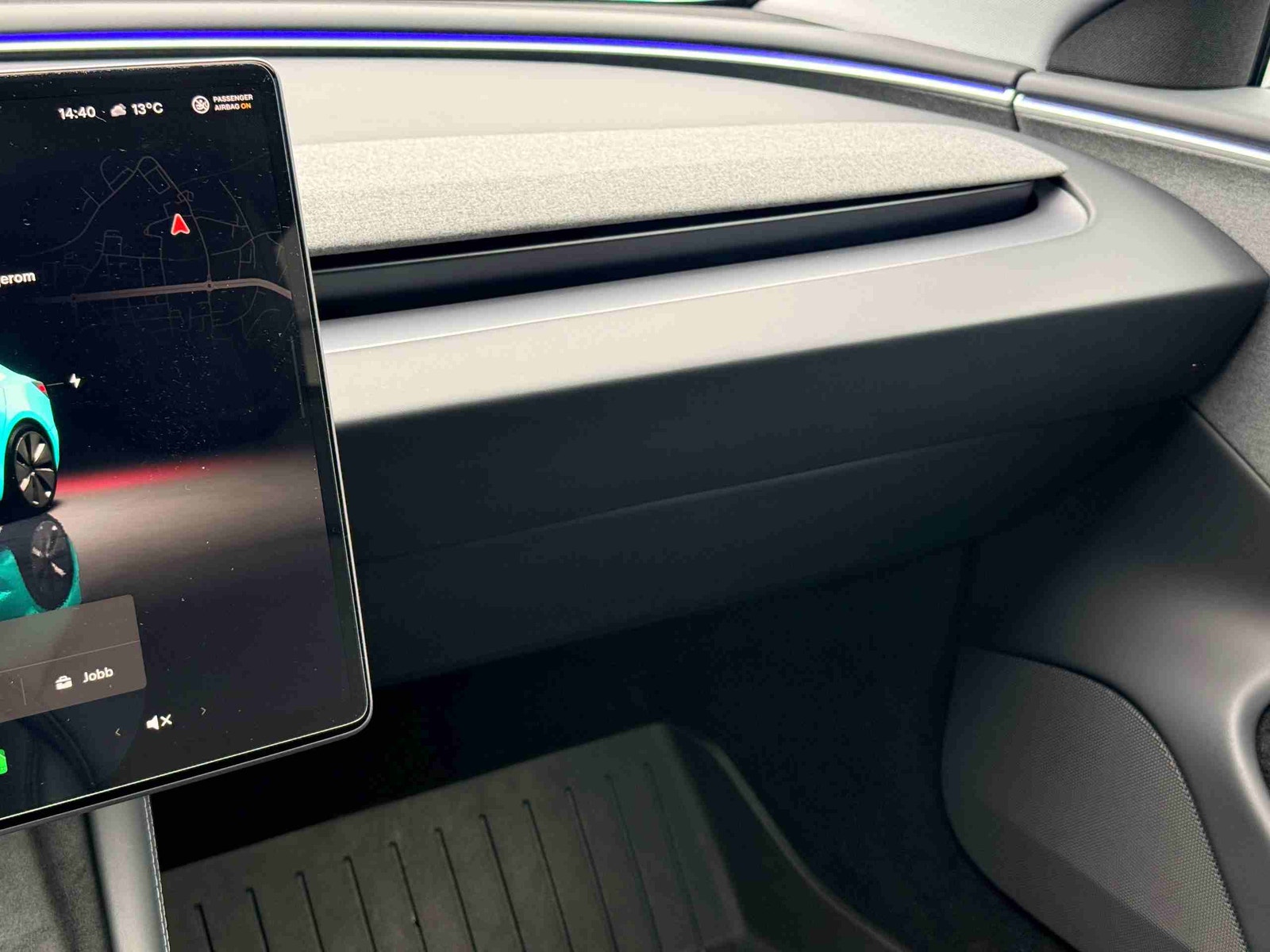 Tesla Model 3 Standard Range, 283hp, 2024