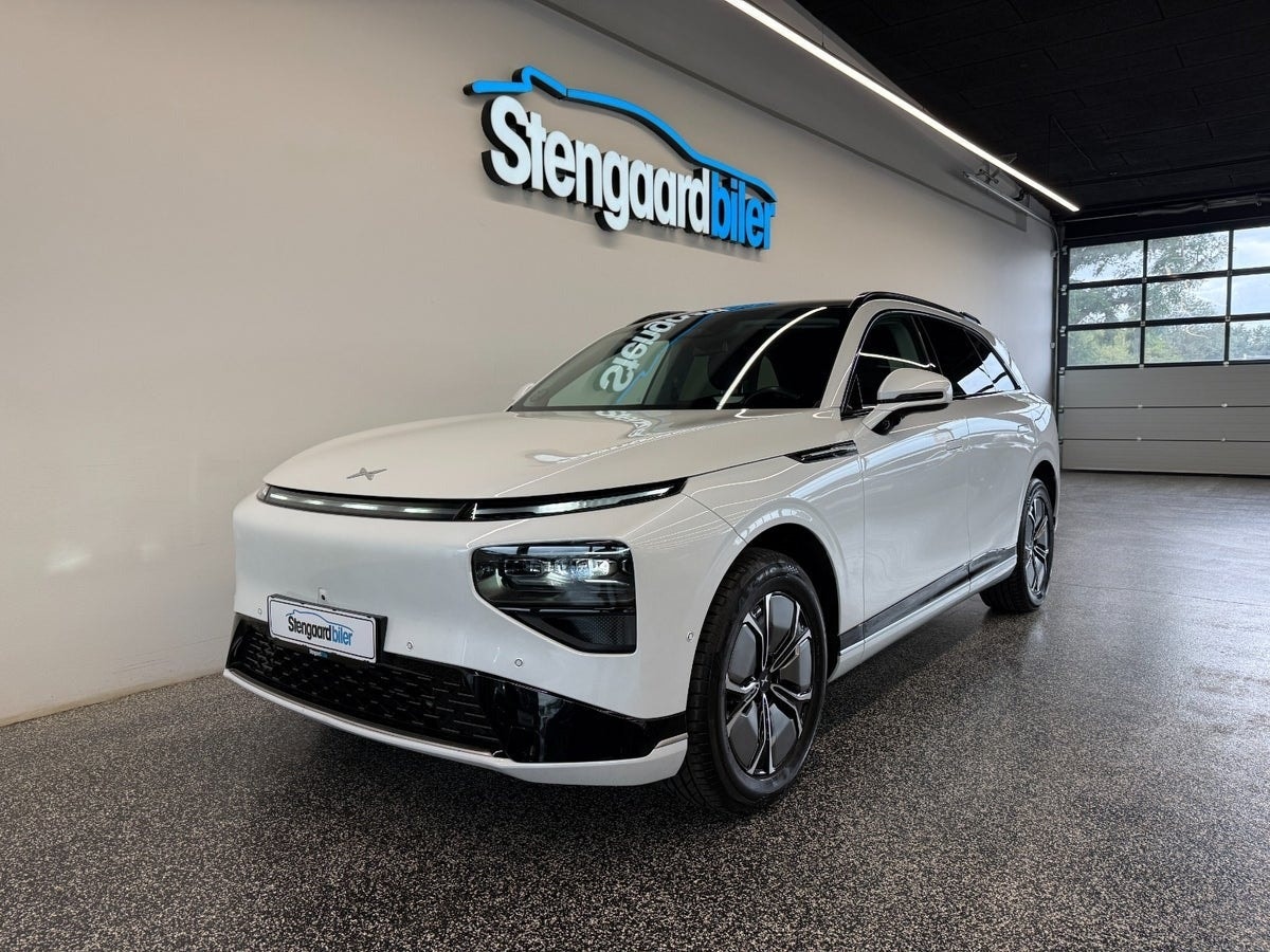 XPENG G9 Standard Range, 313hp, 2024