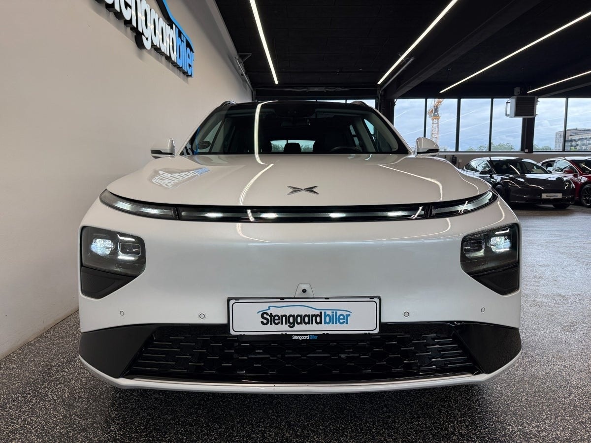 XPENG G9 Standard Range, 313hp, 2024