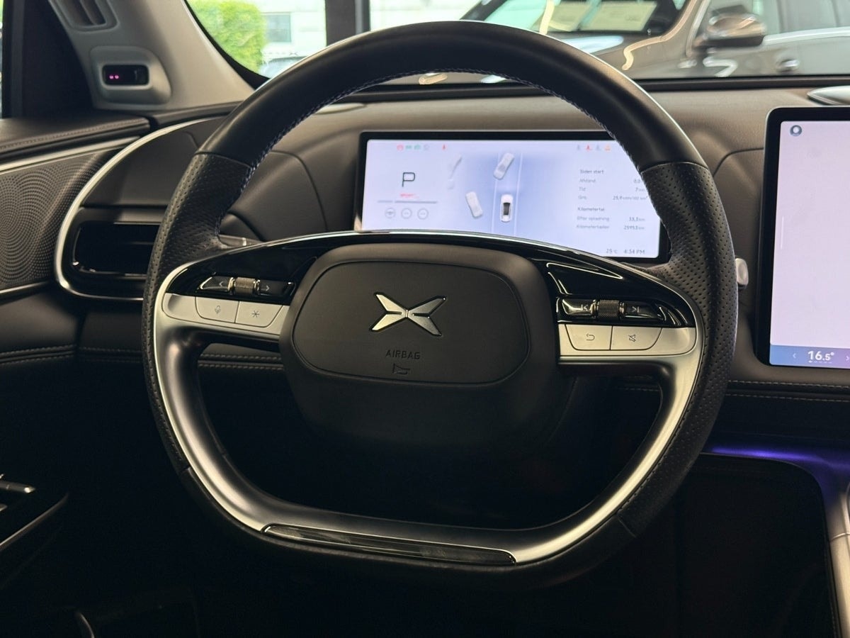 XPENG G9 Standard Range, 313hp, 2024