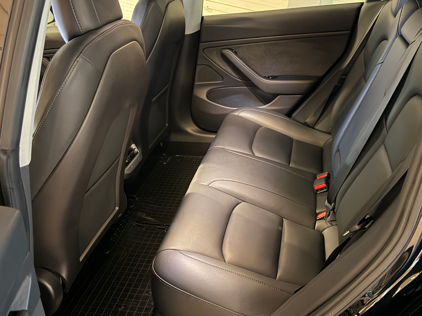 Tesla Model 3 Long Range AWD, 440hp, 2019