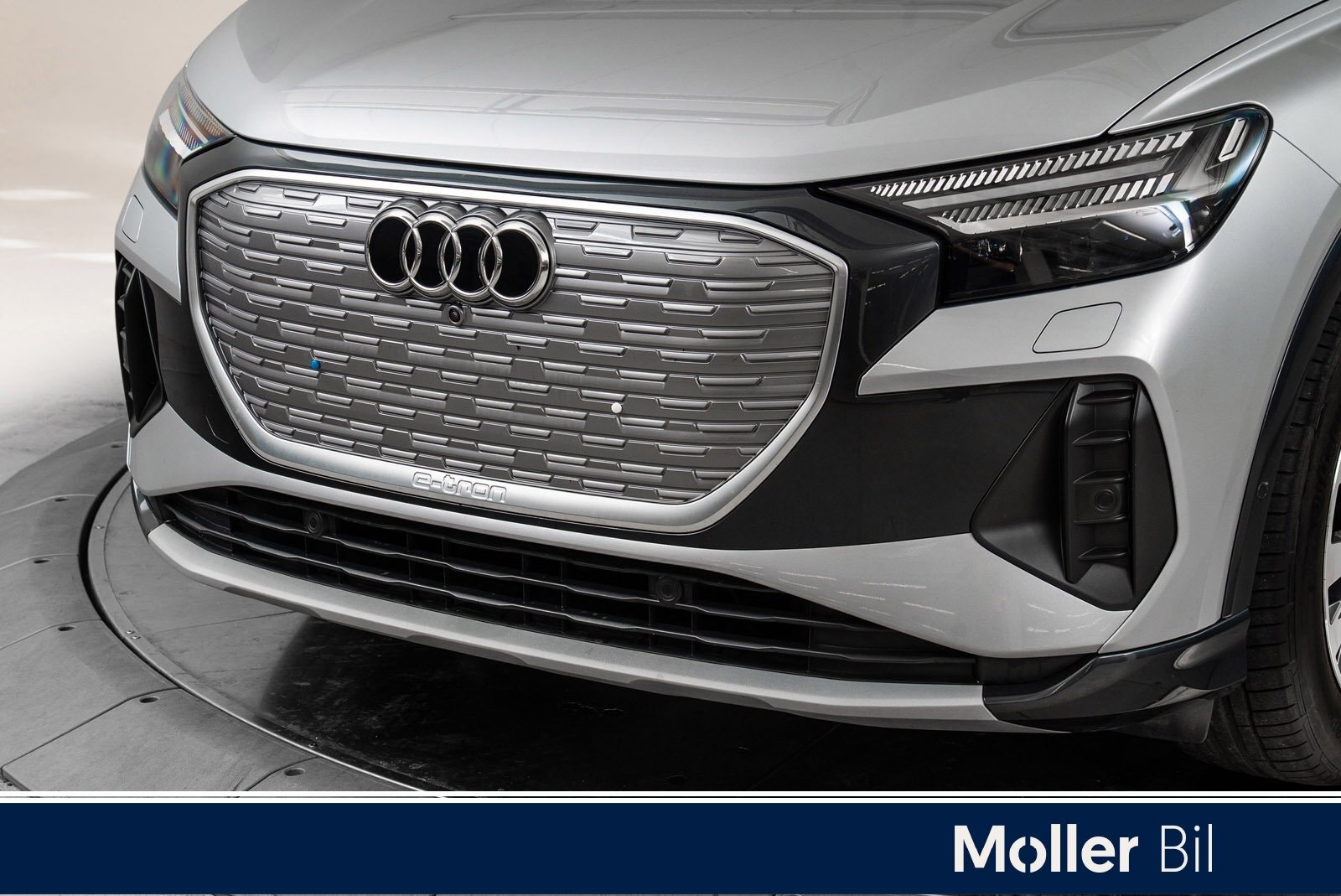 Audi Q4 55 e-tron quattro, 340ps, 2025