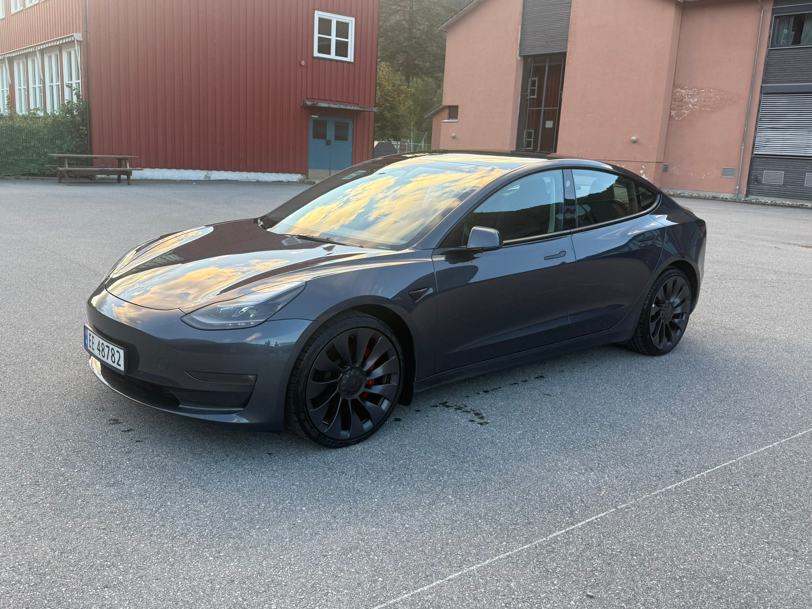 Tesla Model 3 Performance, 534ps, 2022