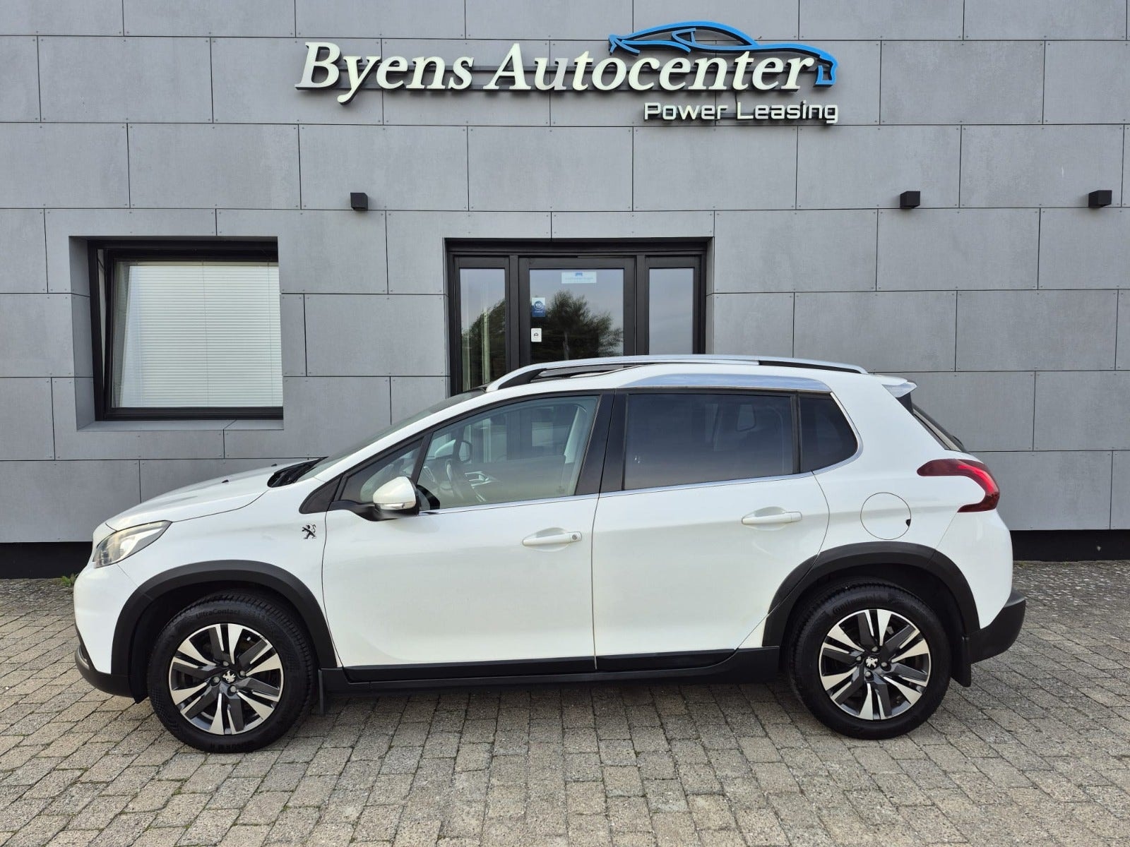 Peugeot 2008 1.2 PureTech 110 Manual, 5-trins, 110ps, 2018