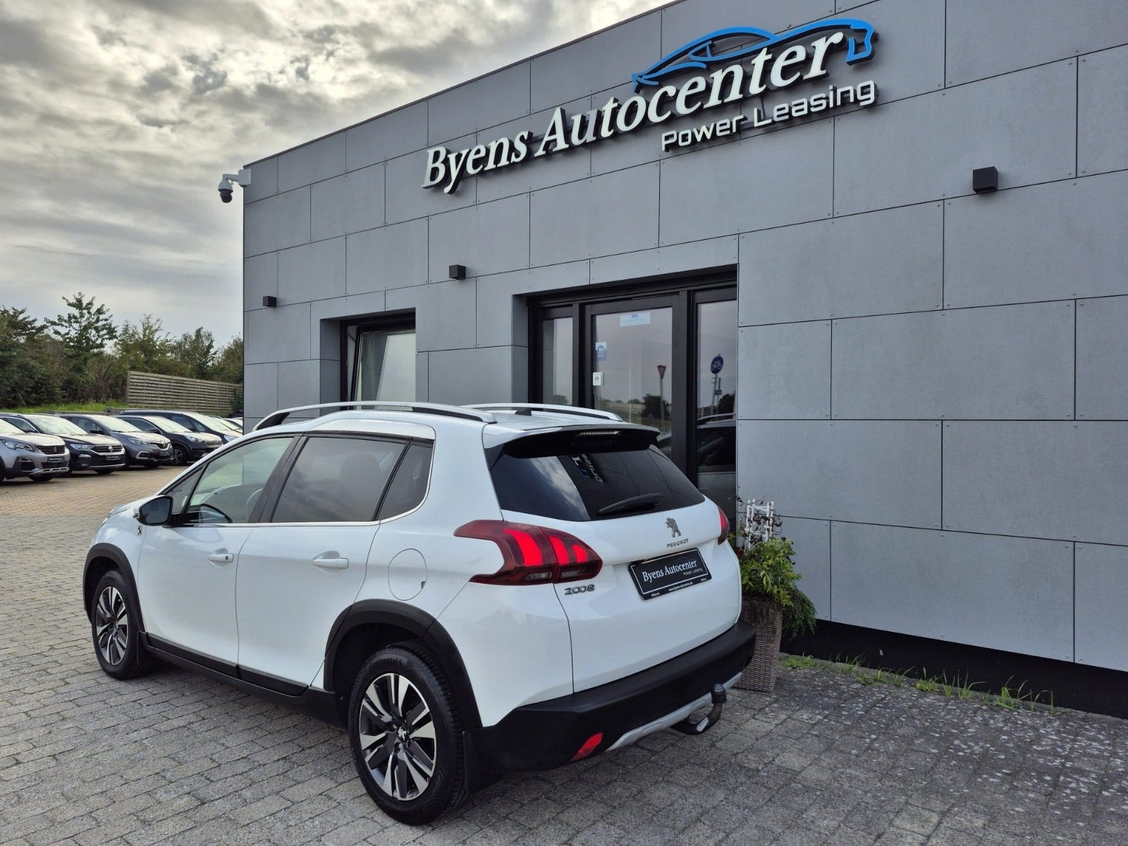 Peugeot 2008 1.2 PureTech 110 Manual, 5-trins, 110ps, 2018