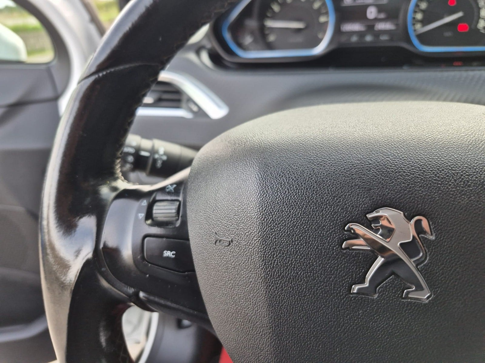 Peugeot 2008 1.2 PureTech 110 Manual, 5-trins, 110ps, 2018