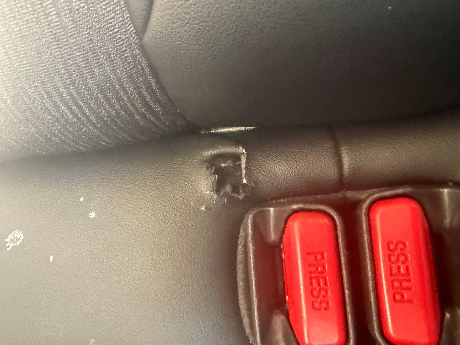 Tesla Model S 85D, 423ps, 2015