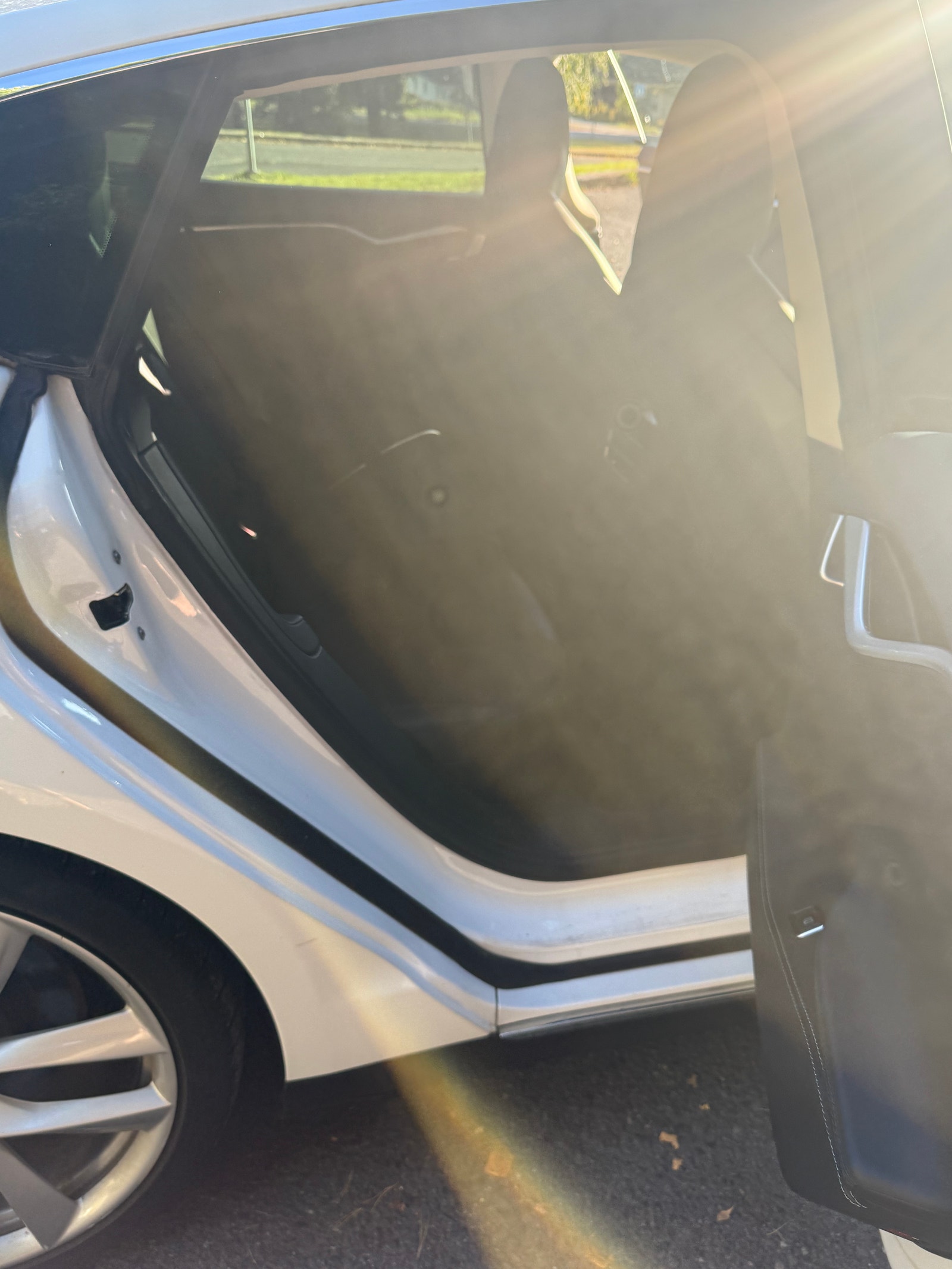 Tesla Model S 85D, 423ps, 2015