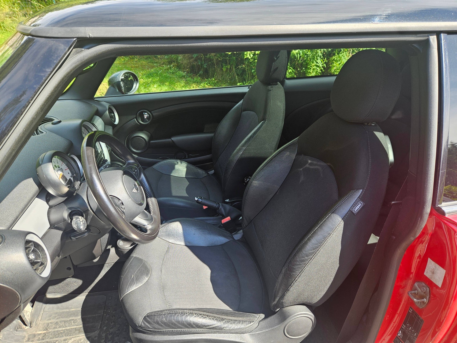 MINI Cooper Manual, 6-trins, 122ps, 2011