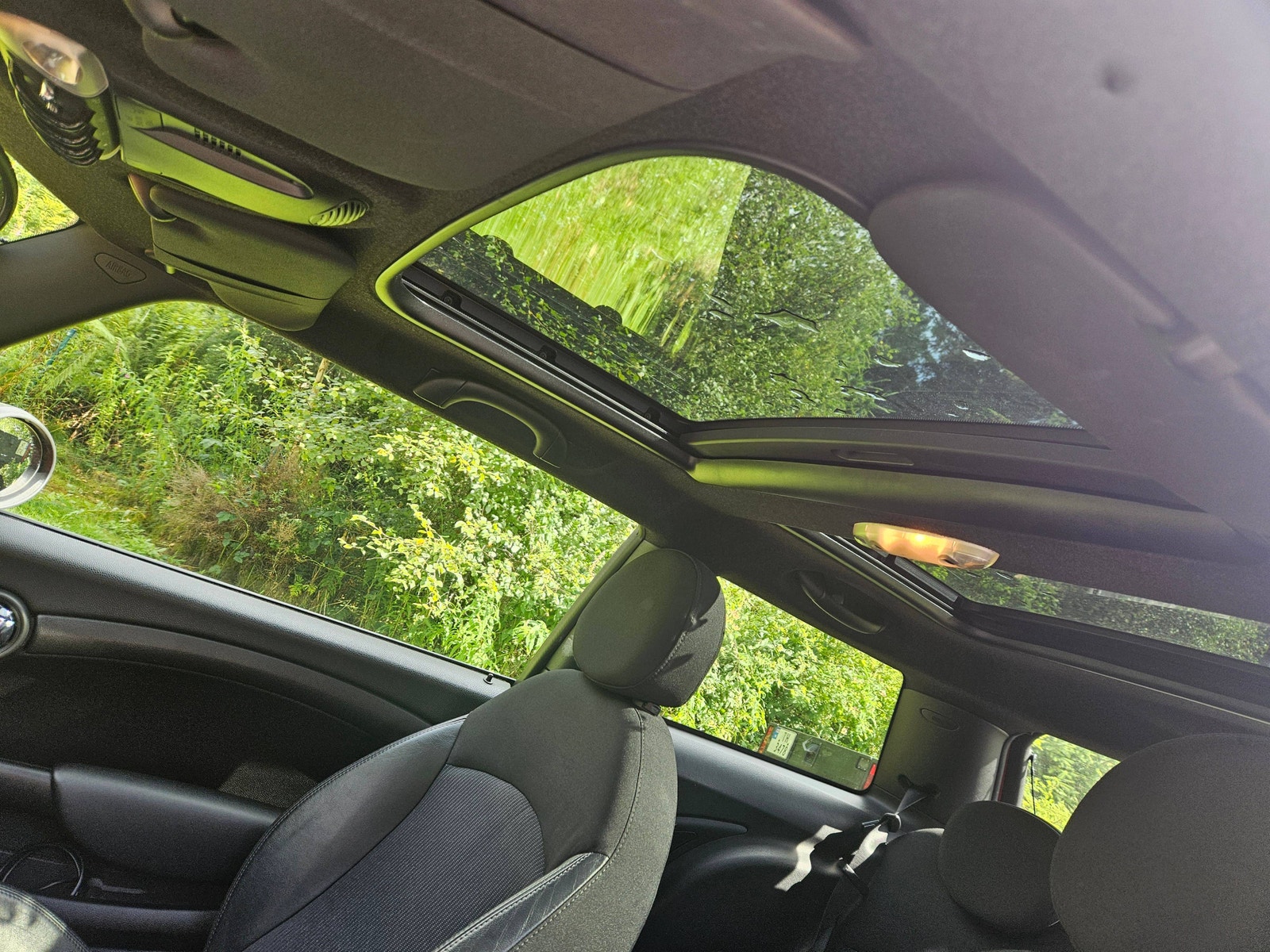 MINI Cooper Manual, 6-trins, 122ps, 2011