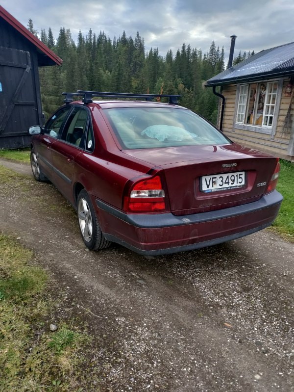 Volvo S80 2.0T Automatic, 180hp, 2000