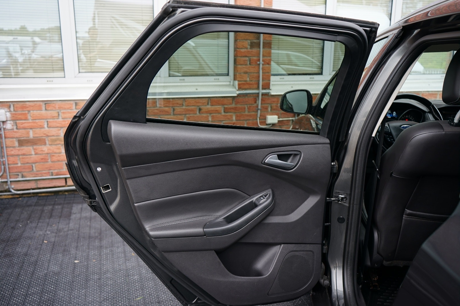 Ford Focus Stasjonsvogn 2.0 TDCi Powershift, 6-trinn, 150hk, 2015