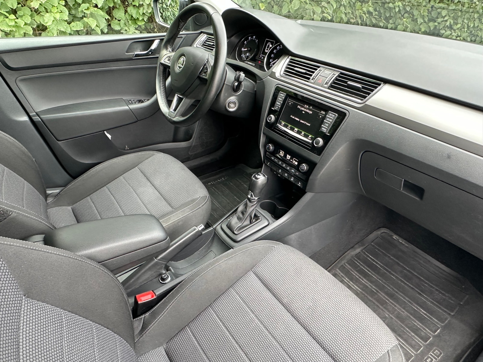 Škoda Rapid Spaceback 1.2 TSI DSG Sequential, 90hp, 2016