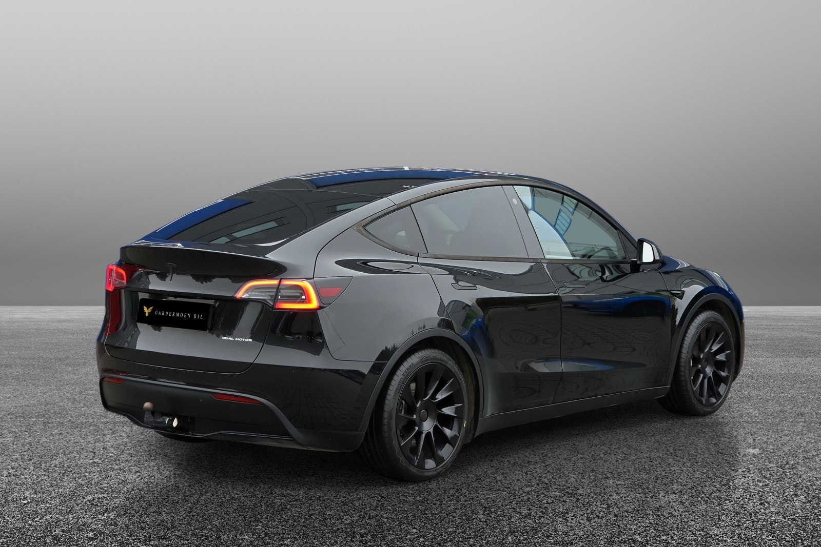 Tesla Model Y Long Range AWD, 514ps, 2023