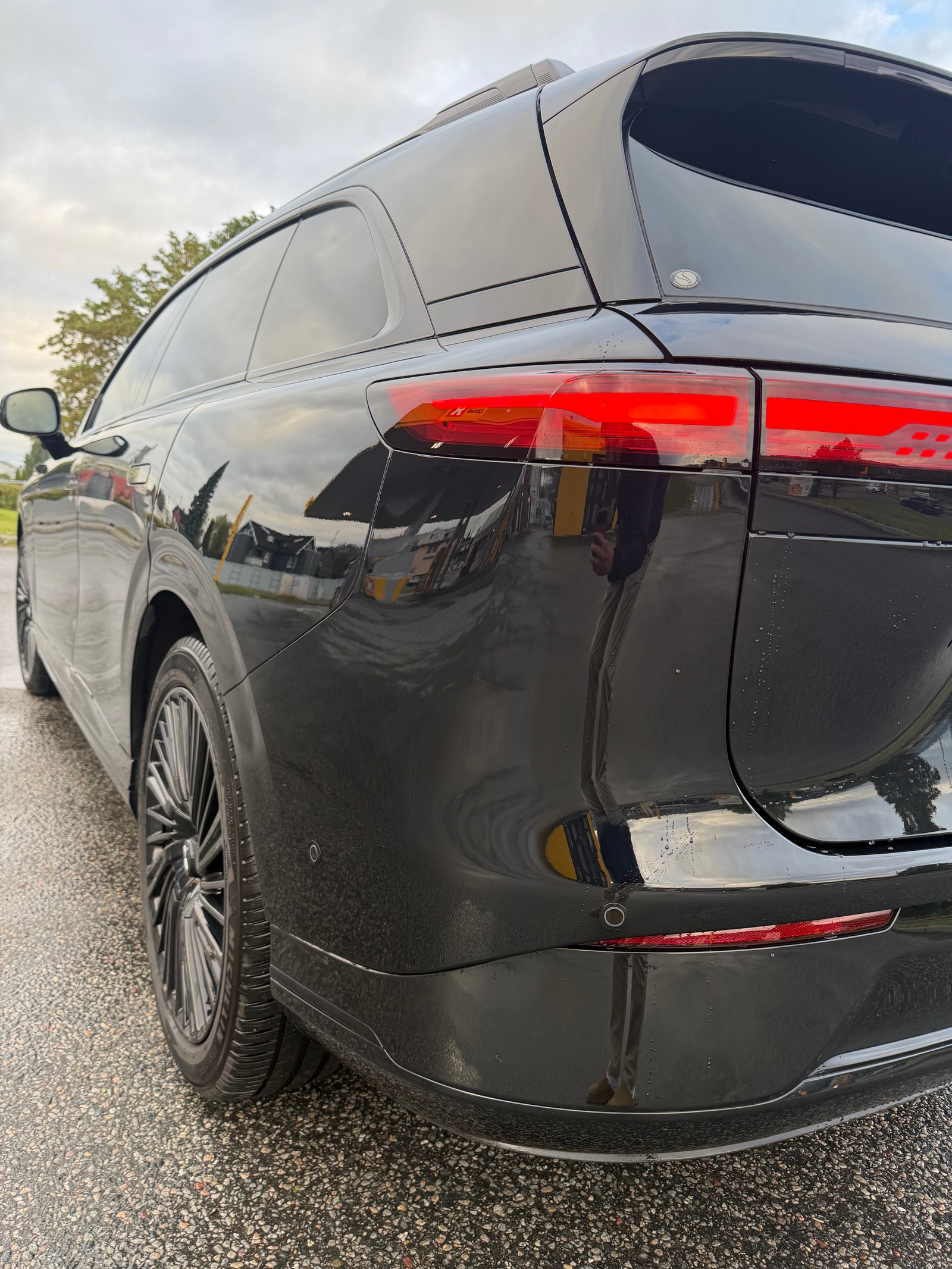 XPENG G9 Performance, 575ps, 2025
