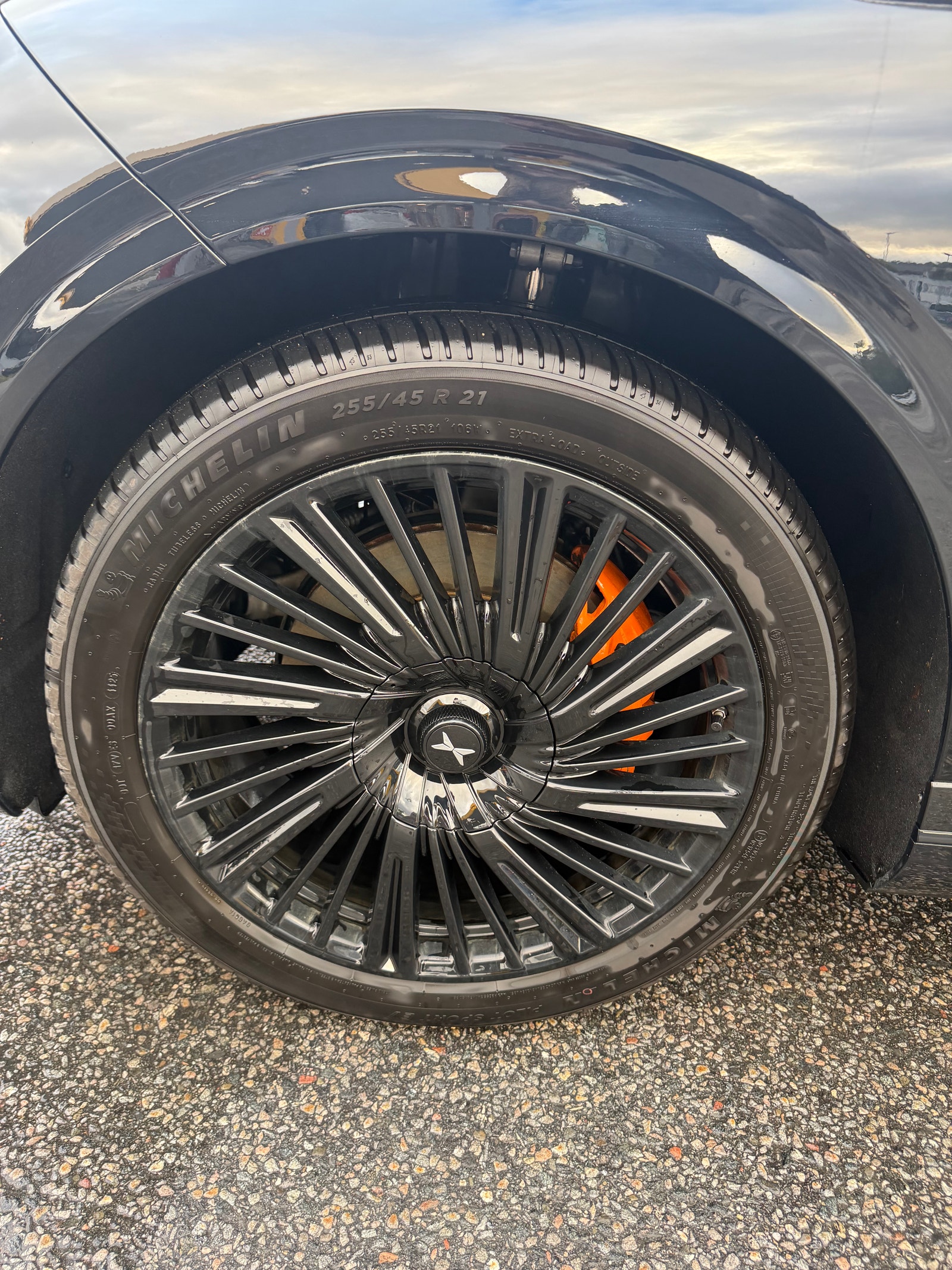 XPENG G9 Performance, 575ps, 2025