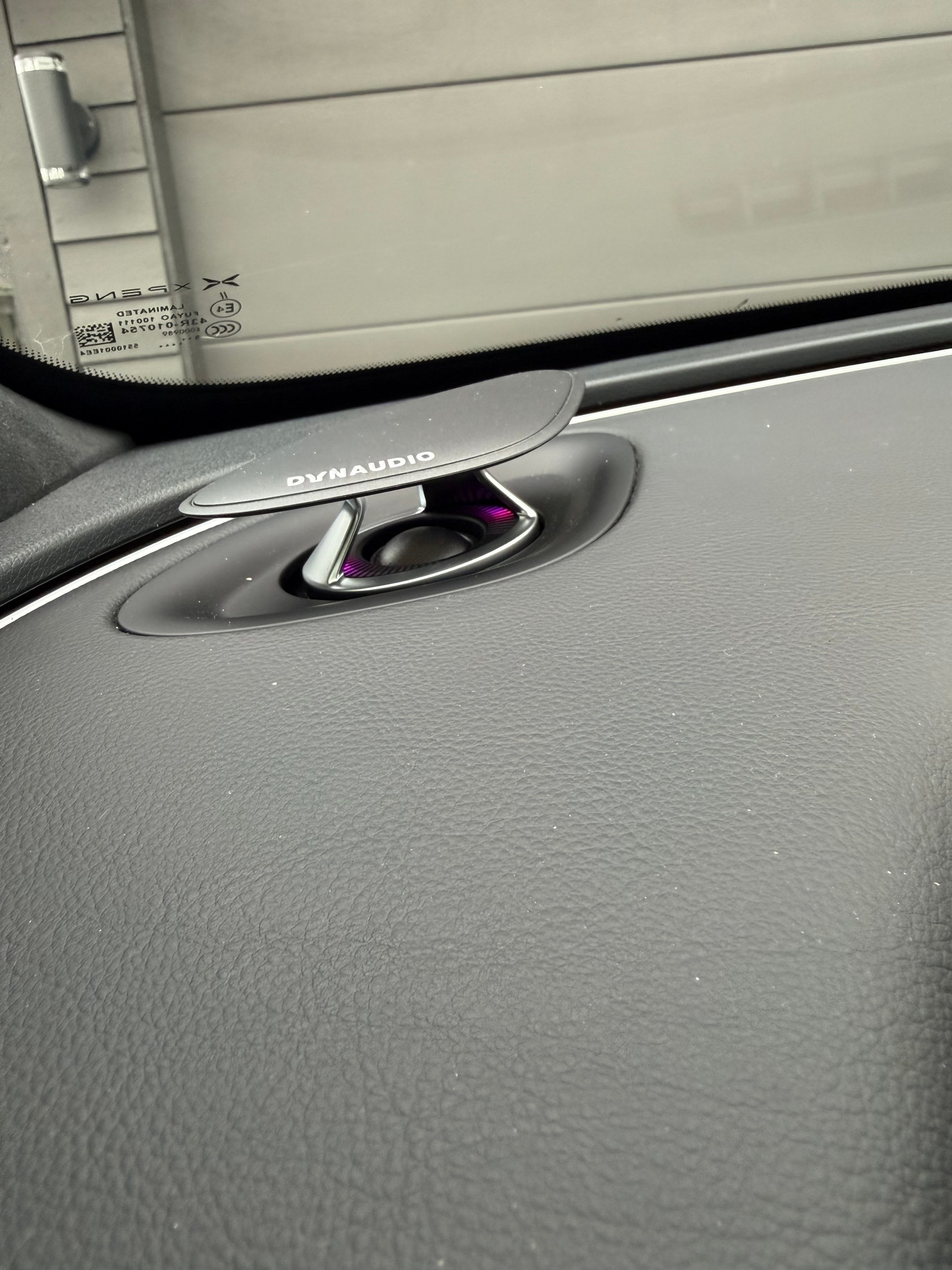 XPENG G9 Performance, 575ps, 2025