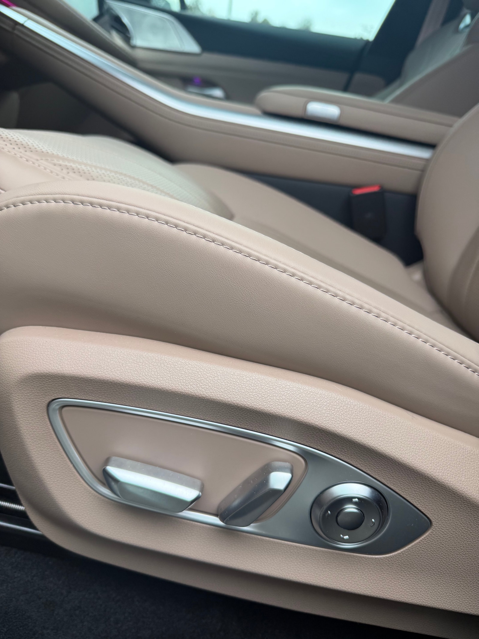 XPENG G9 Performance, 575ps, 2025