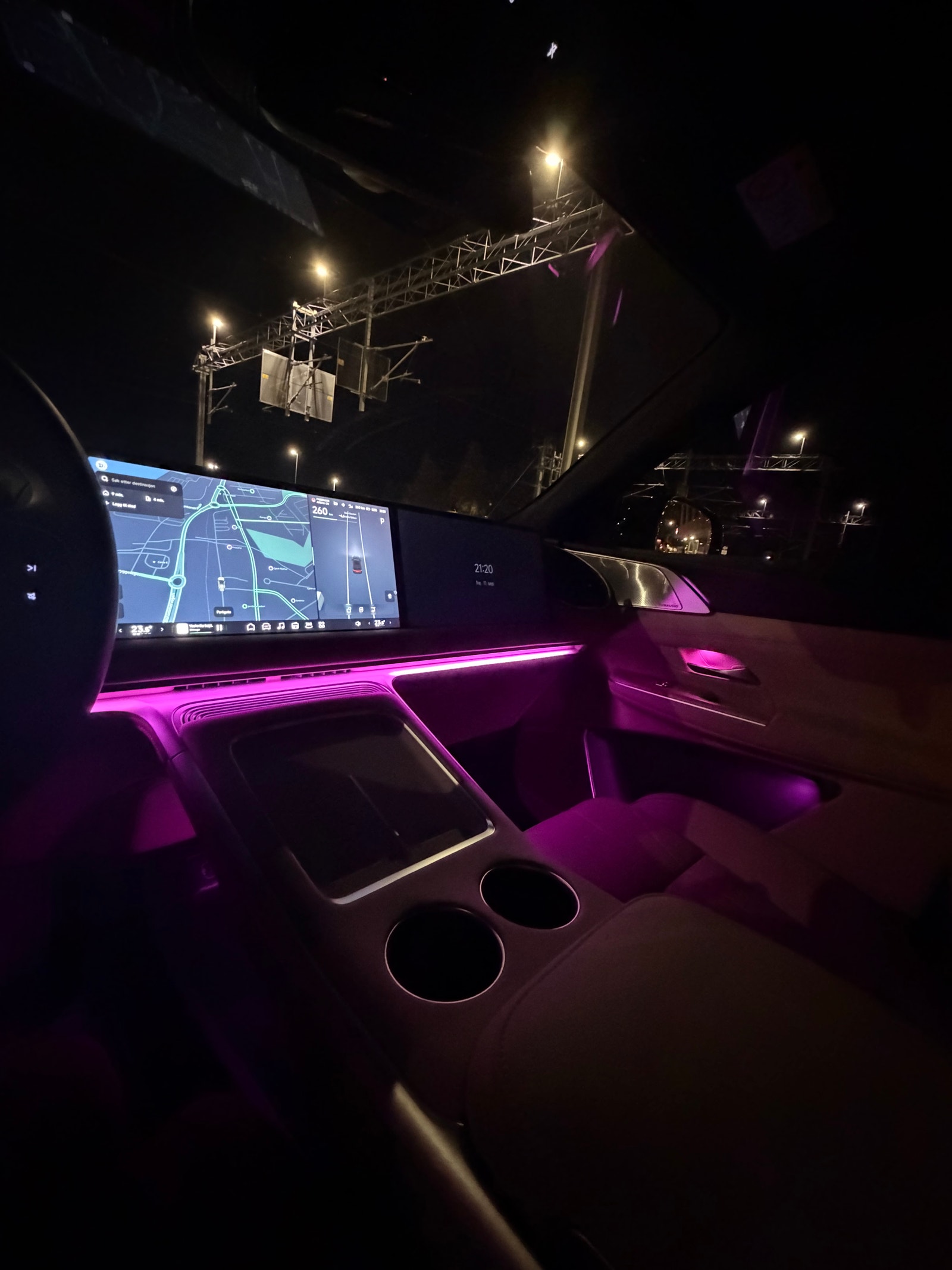 XPENG G9 Performance, 575ps, 2025