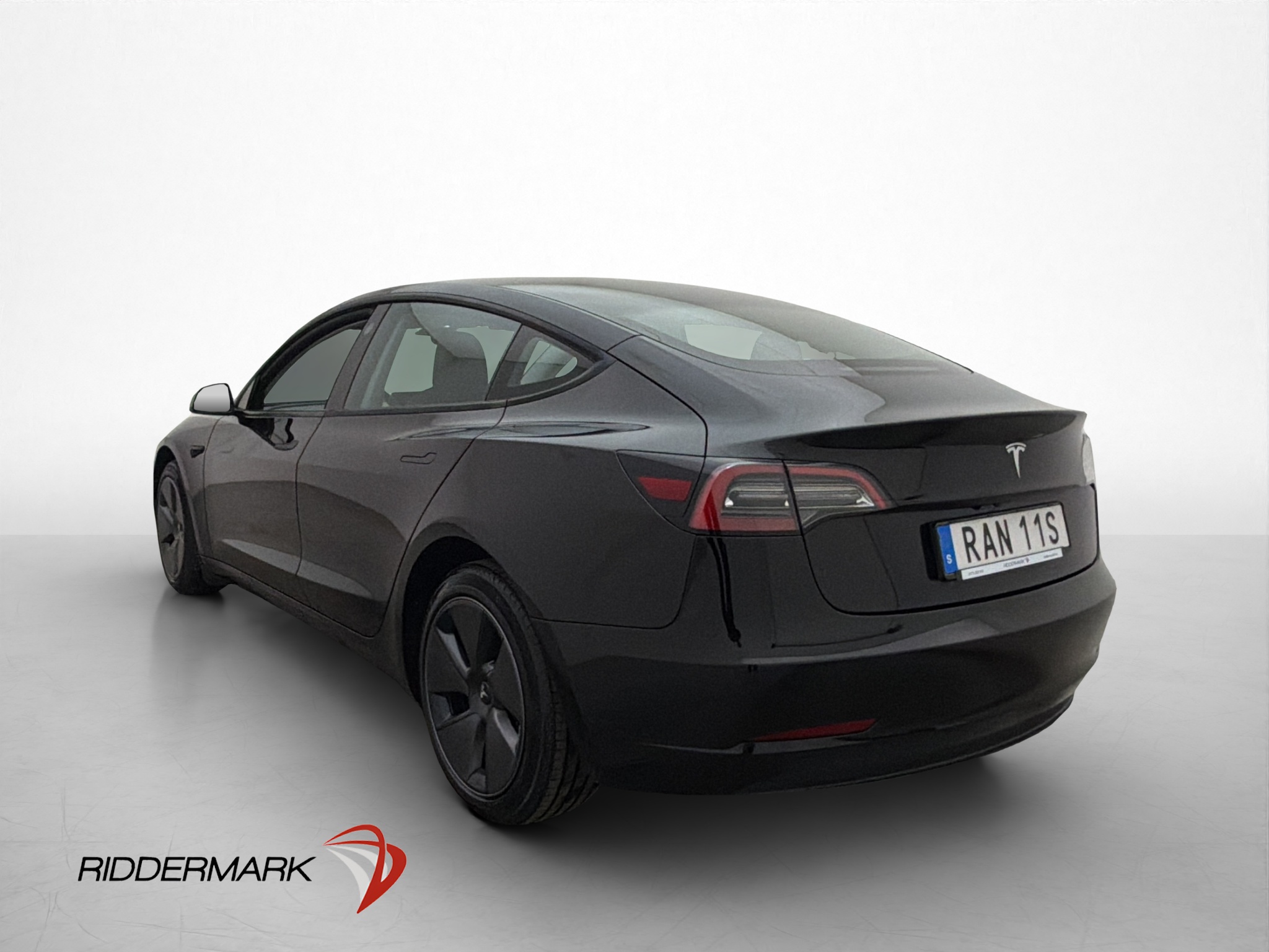 Tesla Model 3 Long Range, 283ps, 2023