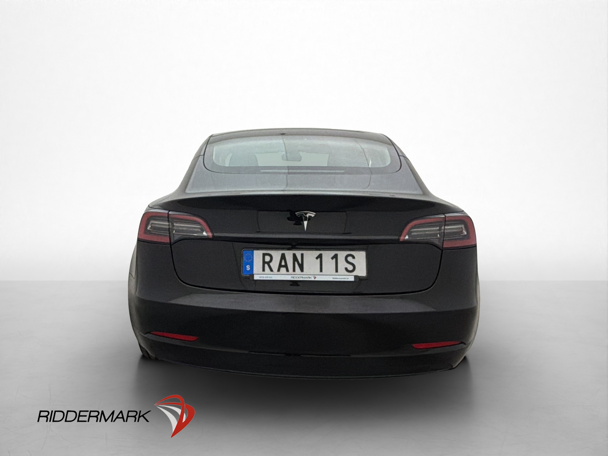 Tesla Model 3 Long Range, 283ps, 2023