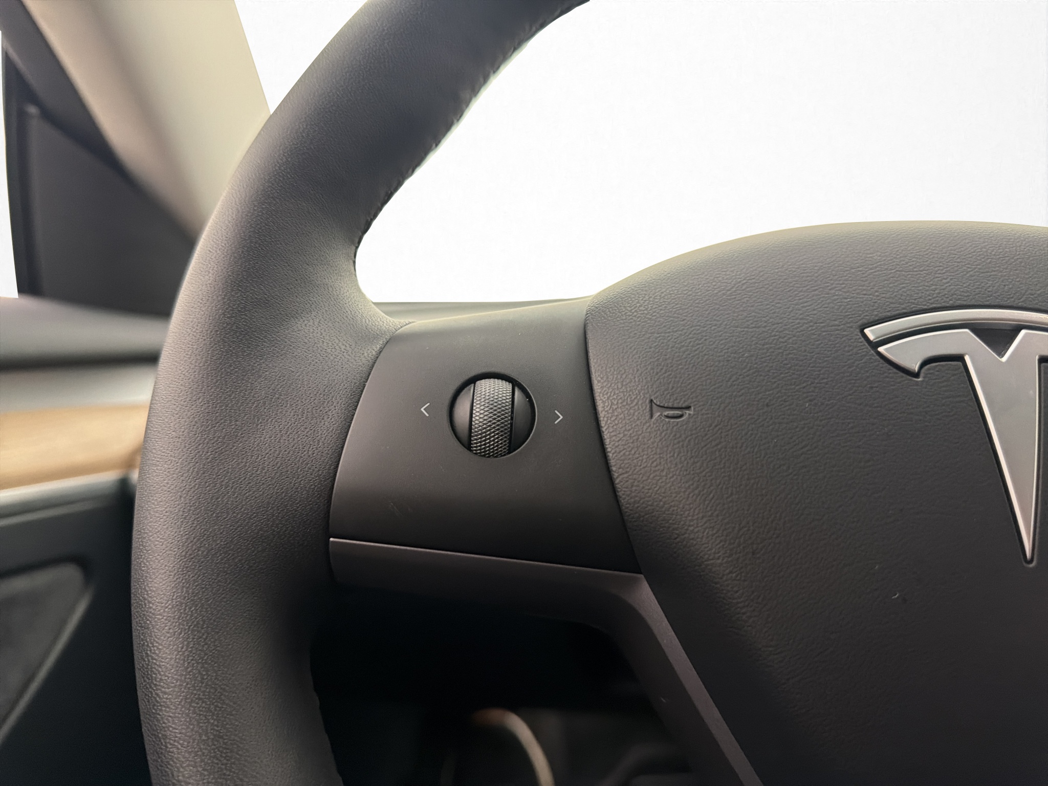 Tesla Model 3 Long Range, 283ps, 2023