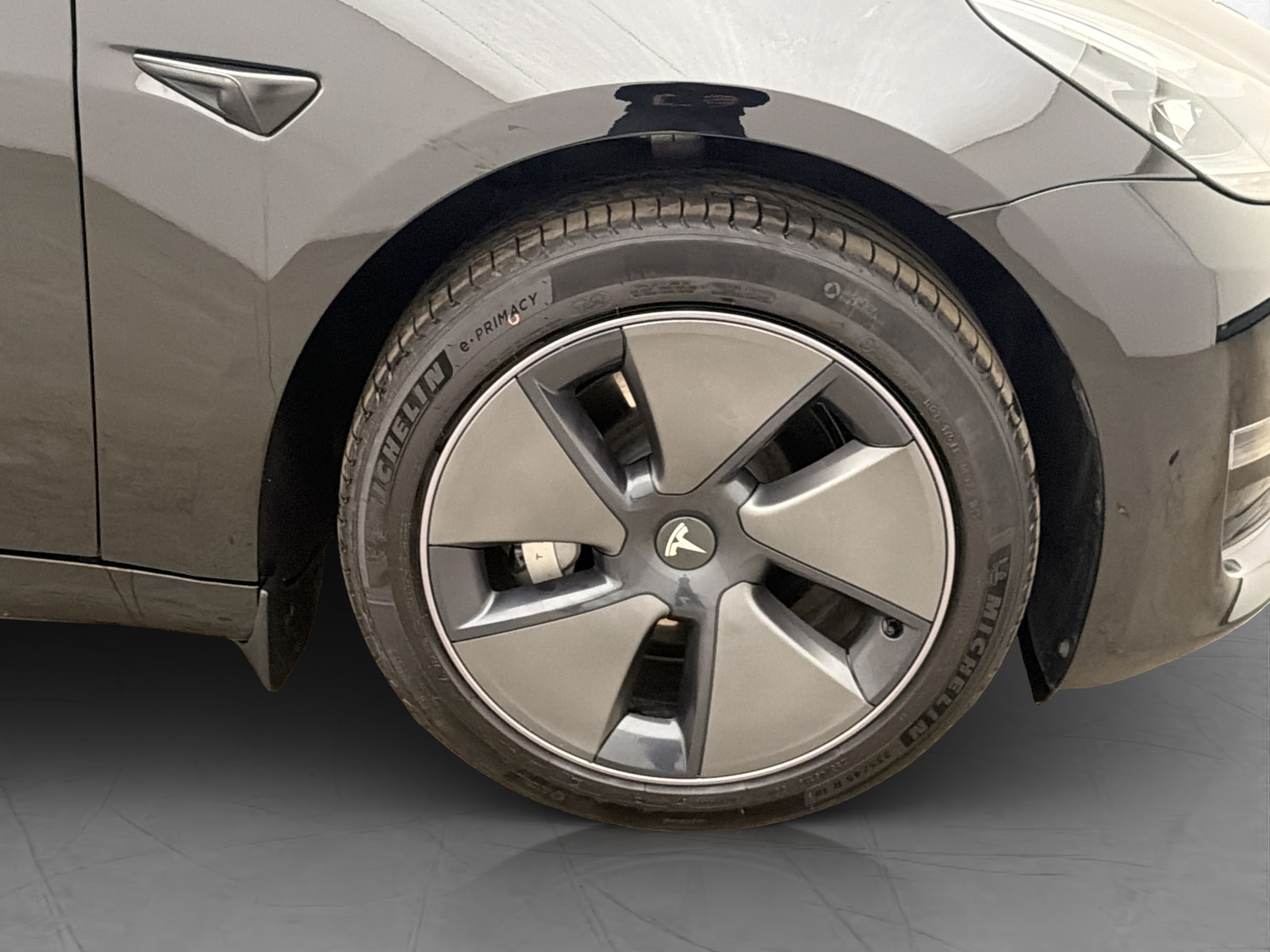 Tesla Model 3 Long Range, 283ps, 2023