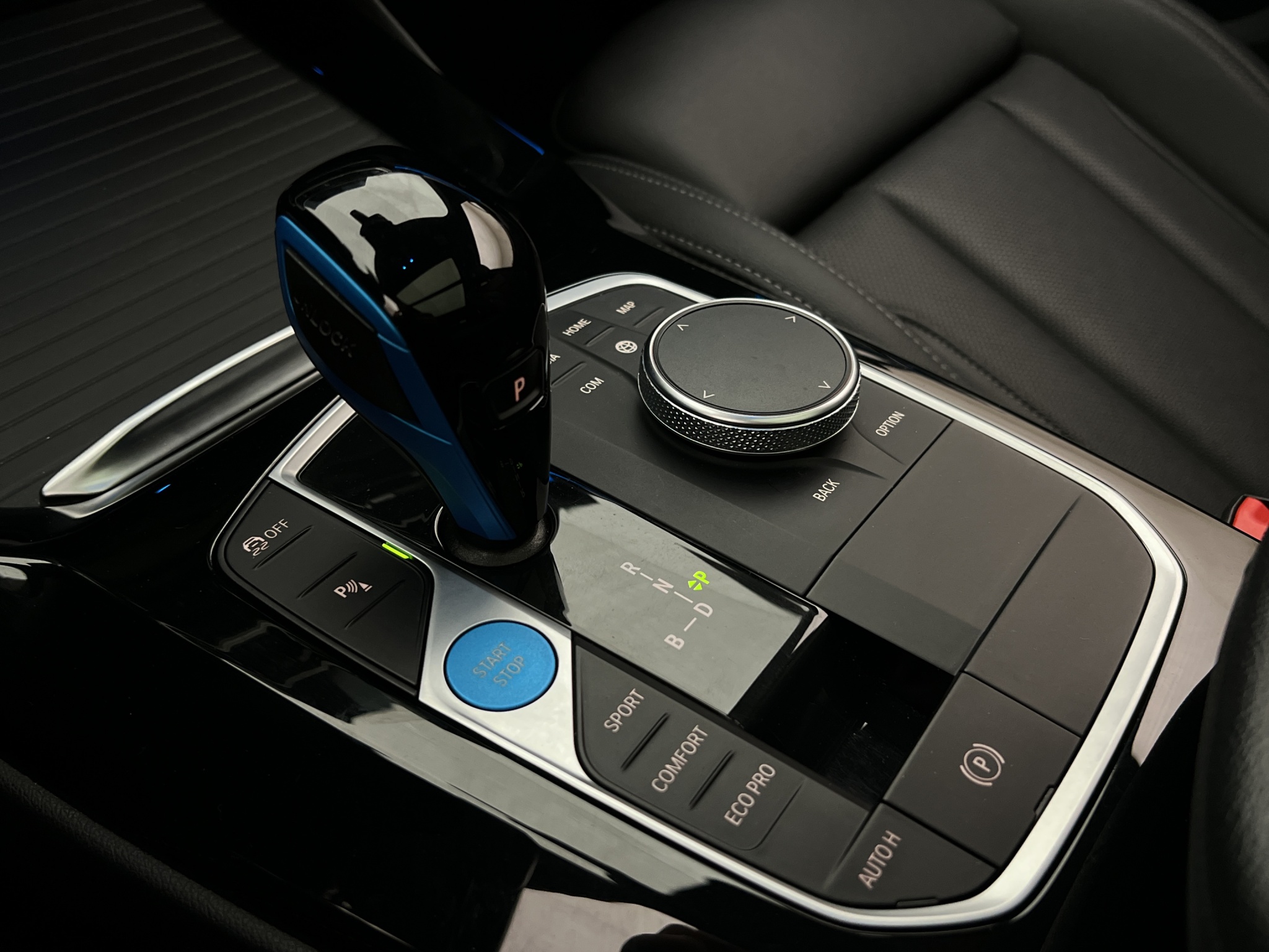 BMW iX3, 286ps, 2022