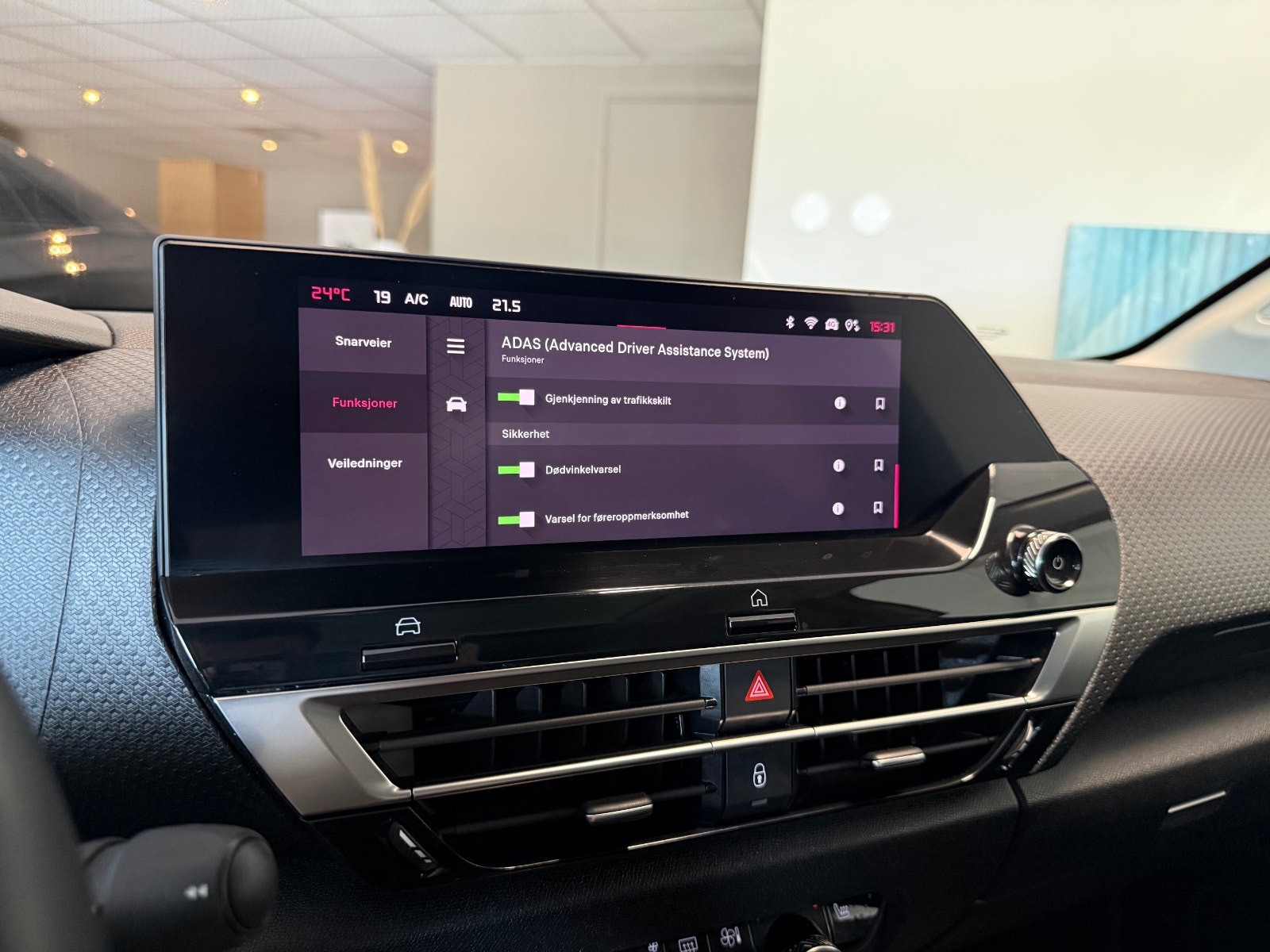 Citroën ë-C4 X, 136hp, 2022
