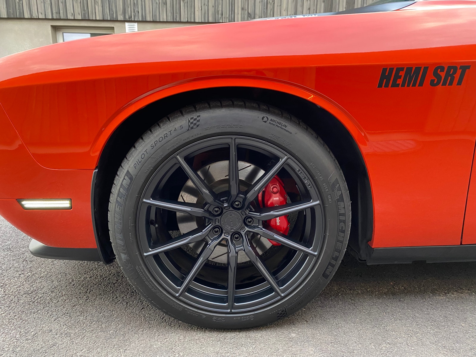 Dodge Challenger 6.1 V8 HEMI Automatic, 431hp, 2009