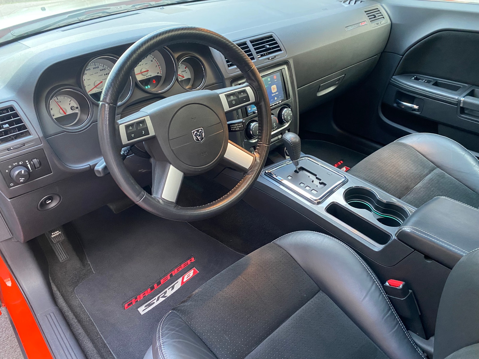 Dodge Challenger 6.1 V8 HEMI Automatic, 431hp, 2009