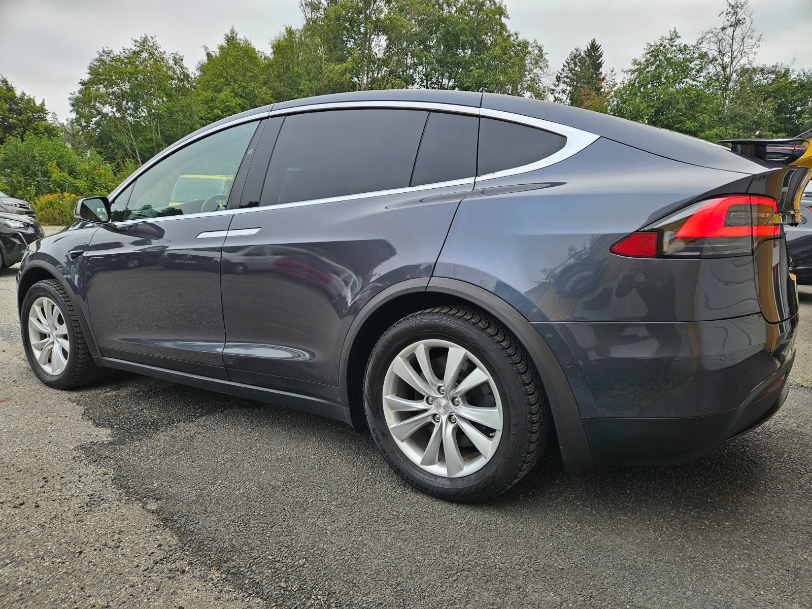 Tesla Model X Long Range, 423hp, 2020