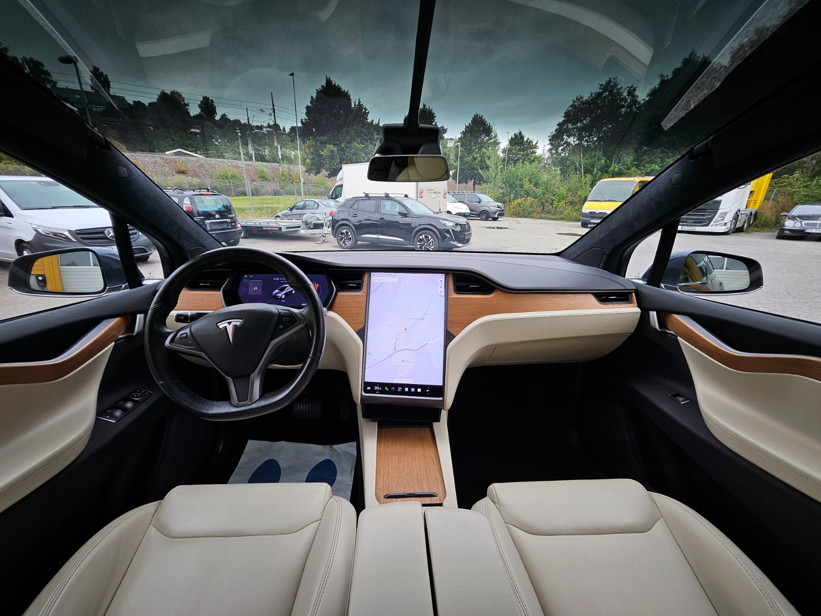 Tesla Model X Long Range, 423hp, 2020