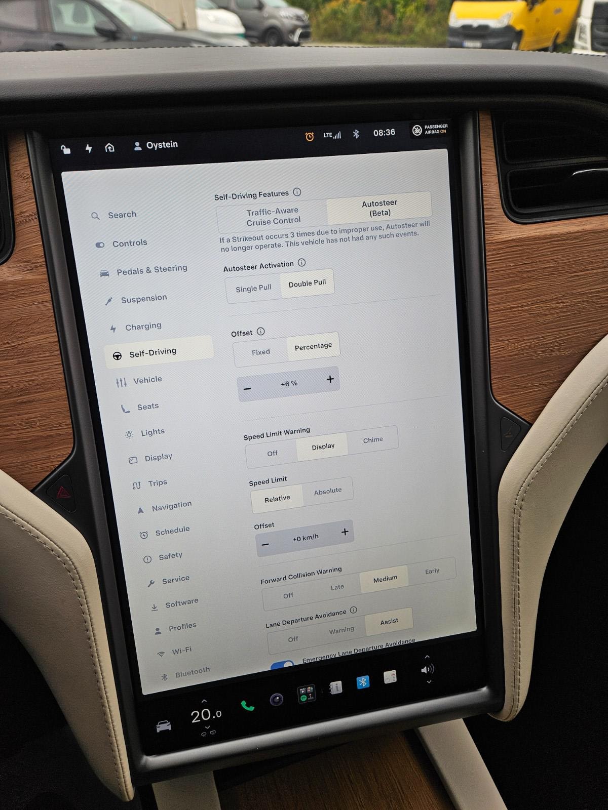 Tesla Model X Long Range, 423hp, 2020