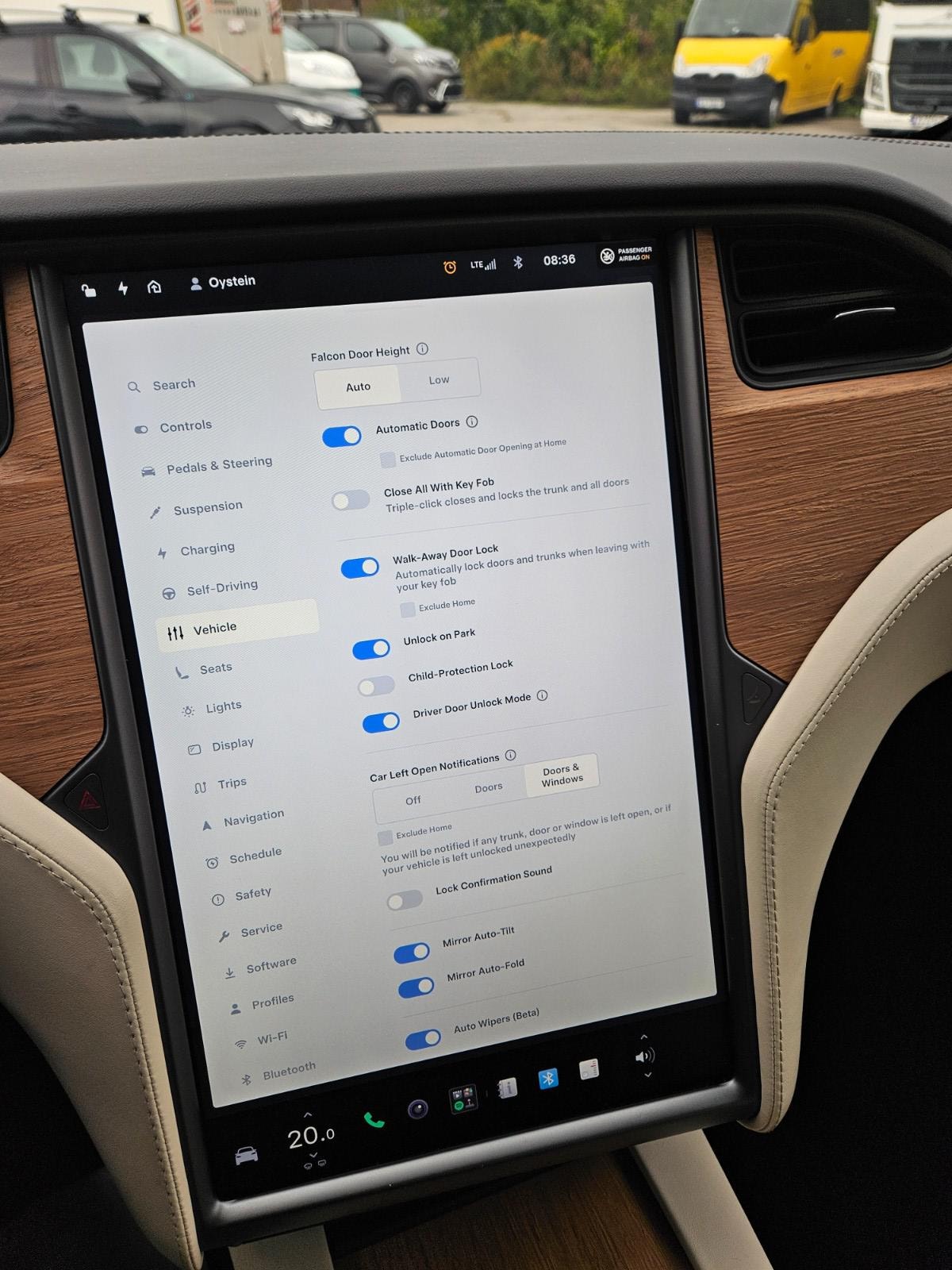 Tesla Model X Long Range, 423hp, 2020